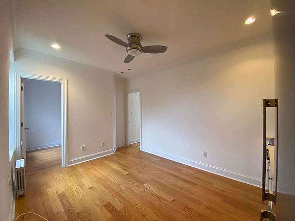 4th image of 380 S 4th St #26A
