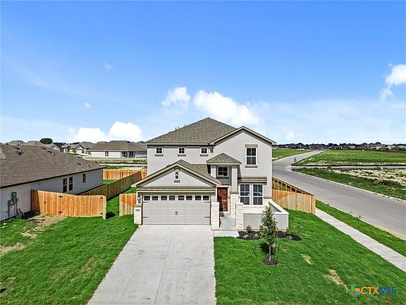 3rd image of 6208 Aquilla Dr