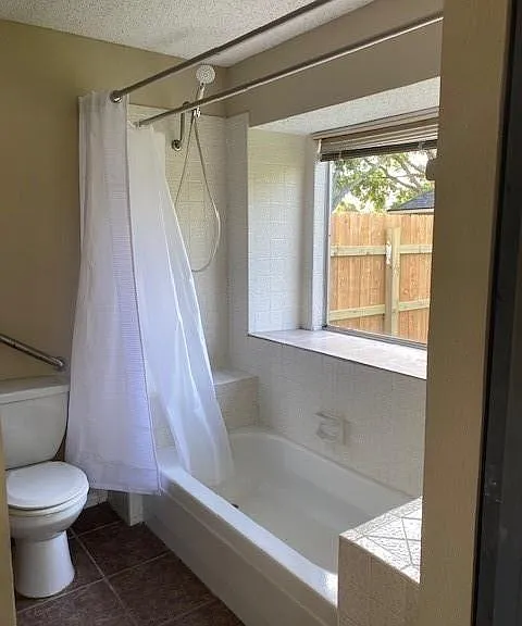 523 Gleneagles Dr — Photo 8