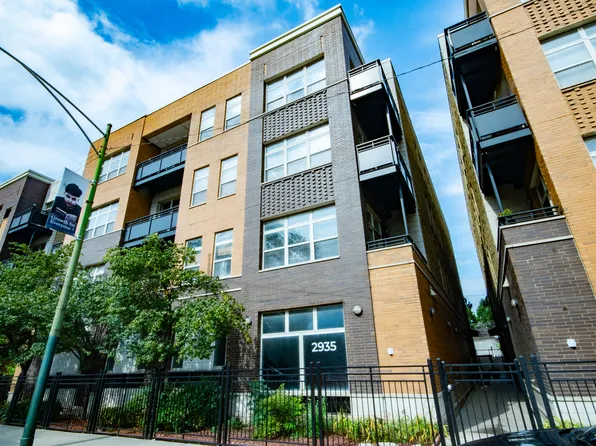 2935 N Clybourn Ave APT 203, Chicago, IL 60618