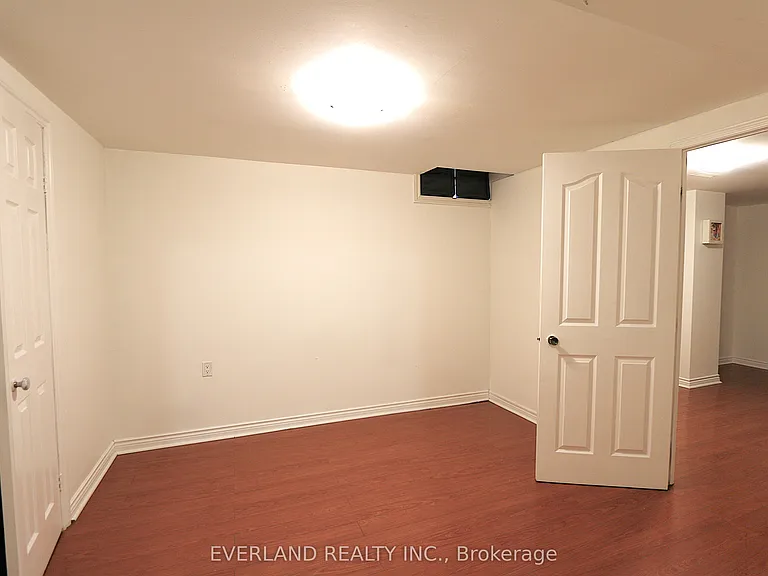 47 Jimston Dr — Photo 8