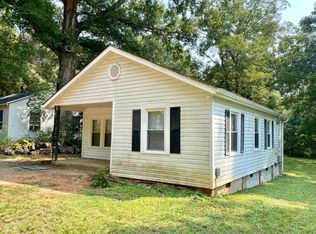 1129 Wilmington Ave, Statesville, NC 28677