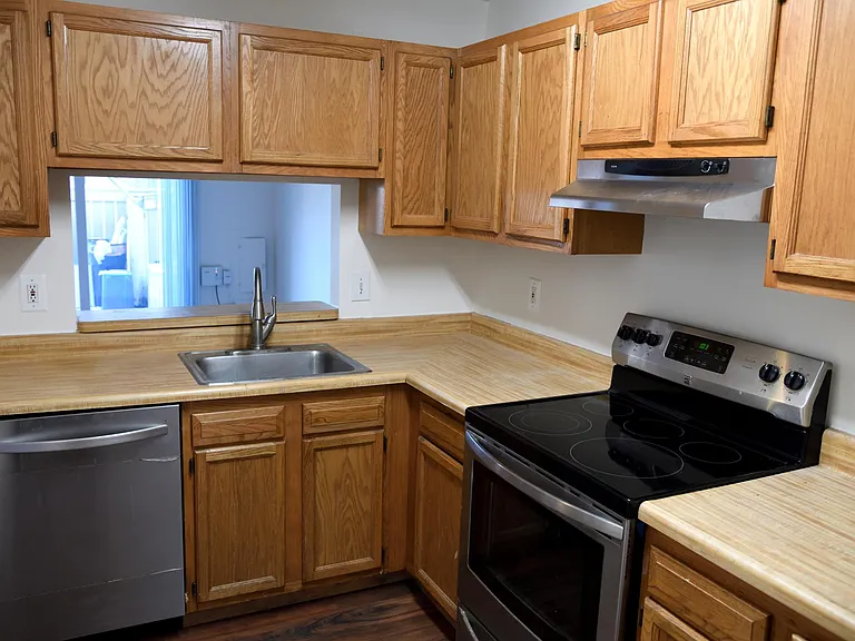 Forest View Pl — Photo 3