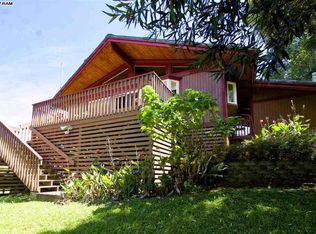 1486 Piiholo Rd, Makawao, HI 96768