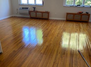 (Undisclosed Address), Middle Village, NY 11379