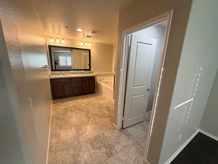 40879 Belleray Ave — Photo 40