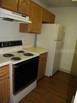 3rd image of 4720 Walden Cir #26