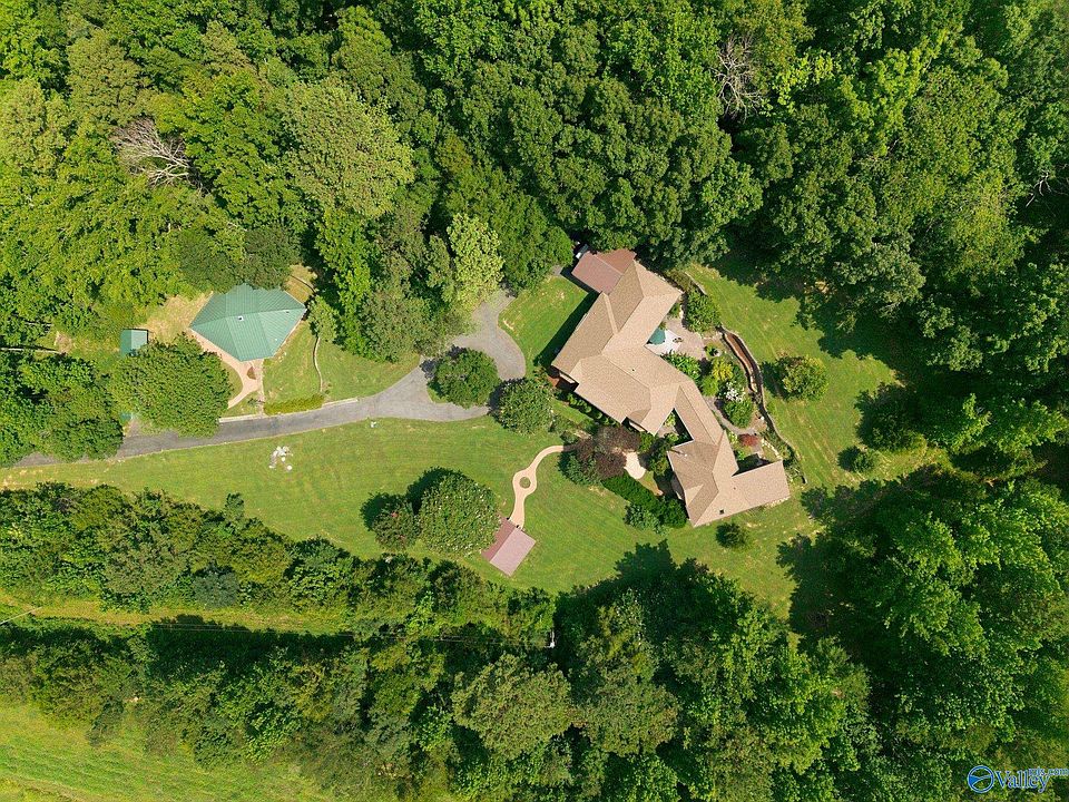 1st image of 712 Upper Hurricane Rd