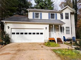 20 Sweetbriar Ct, Asheville, NC 28803
