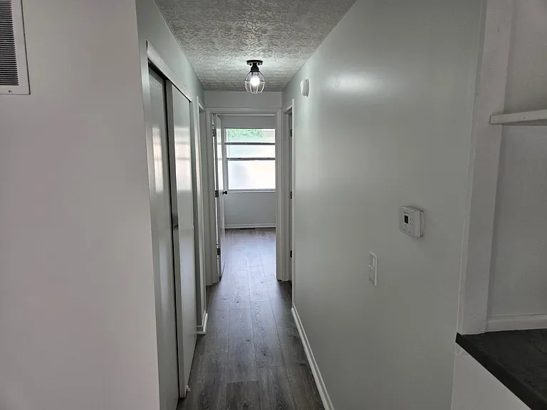 2490 Burgandy Ln — Photo 3