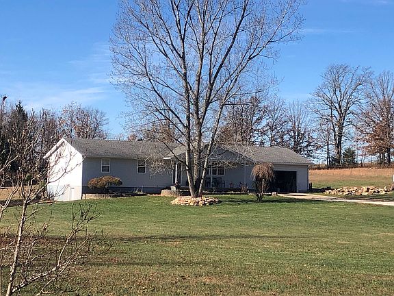 3rd image of 185 County Road 5045