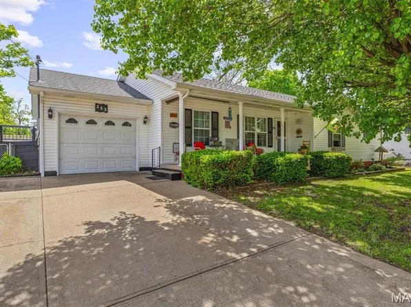 111 Edwards Ln, Park Hills, MO 63601