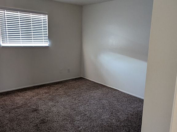 3rd image of 1627 W Desert Cove Ave #4