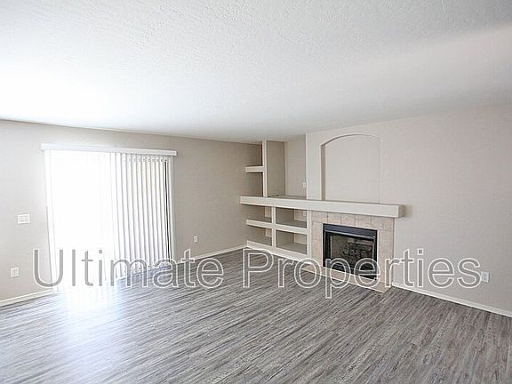 2nd image of 6132 N Florence Ave