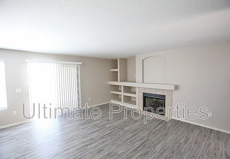 6132 N Florence Ave — Photo 2