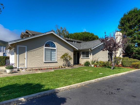 2nd image of 835 Vista Montara Cir