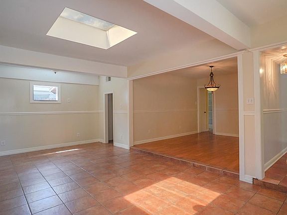 3rd image of 7914 Braes Meadow Dr