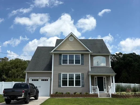 2216 Palermo Ave, Vineland, NJ 08361