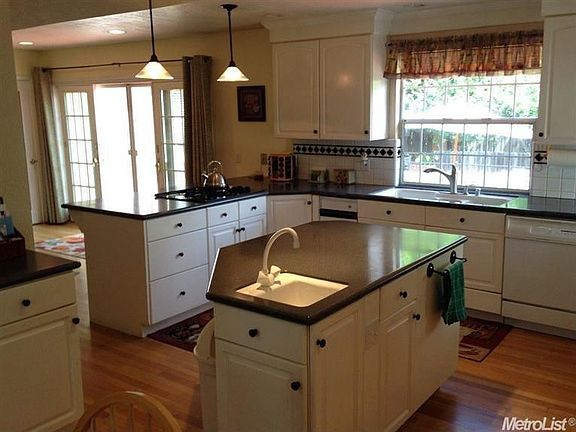 4th image of 103 Seafarer Ct