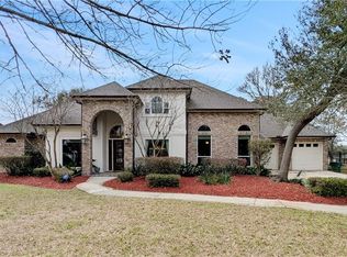 3728 Lake Michel Ct, Gretna, LA 70056