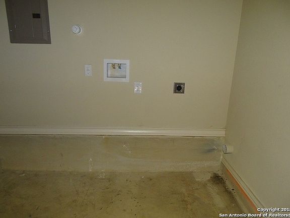 4th image of 6007 Jax Way Unit 101