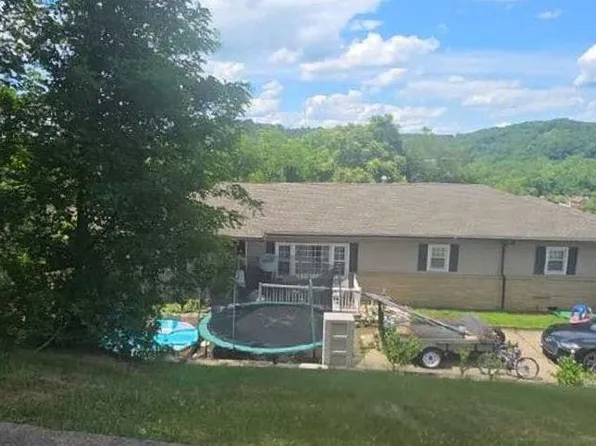 423 Capitol Ave, Clarksburg, WV 26301