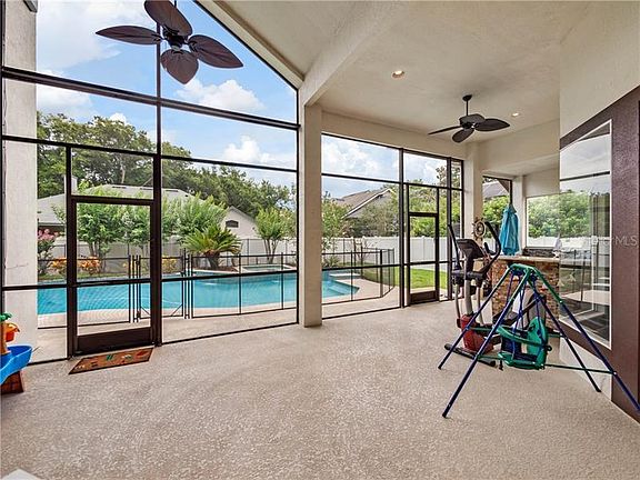 5th image of 4819 Wingrove Blvd