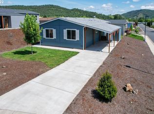 330 Deschutes Ln SPACE 139, Roseburg, OR 97471