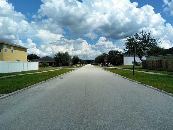 5th image of 11609 Brian Lakes Dr