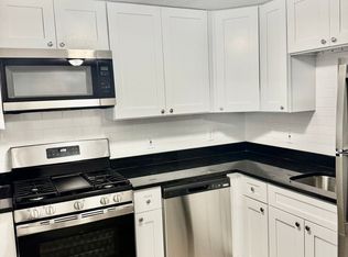 102 Shawomet Ave #100-04, Somerset, MA 02726