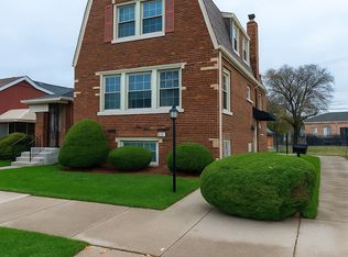 40 W 81st St, Chicago, IL 60620