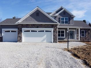 2620 Carlton St NW, Canton, OH