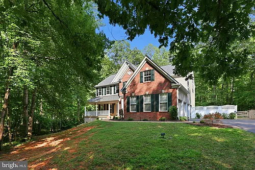 100 Spyglass Ln Photo 1
