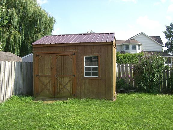 5th image of 825 Palmor Dr