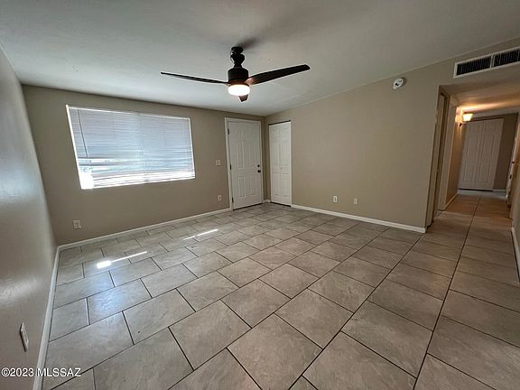3rd image of 4839 S Calle Pilar