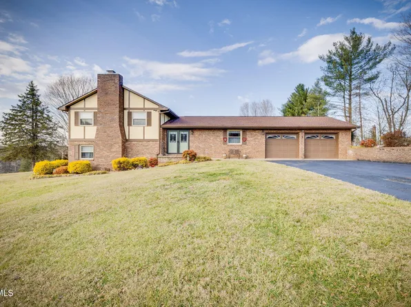 249 S Summer Sound Rd, Piney Flats, TN 37686