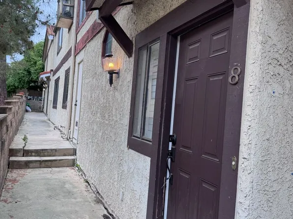 5321 Colodny Dr APT 8, Agoura Hills, CA 91301