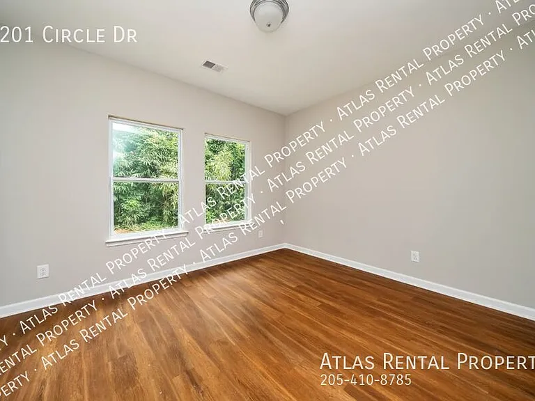 3201 Circle Dr — Photo 18