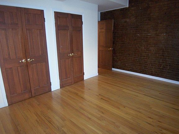 5th image of 203 W 84th St APT 5B
