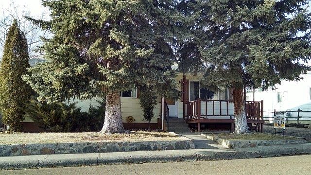 1st image of 841 6th St N