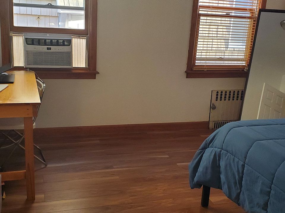 2nd image of 4345 Utopia Pkwy #1