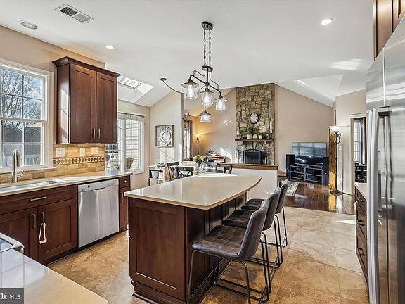 4th image of 13362 Horsepen Woods Ln