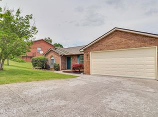 8008 Verona Ln, Powell, TN 37849