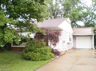 487 E 324th St, Willowick, OH 44095
