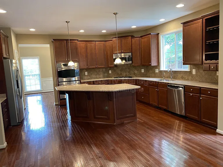 121 Riggs Rd — Photo 13