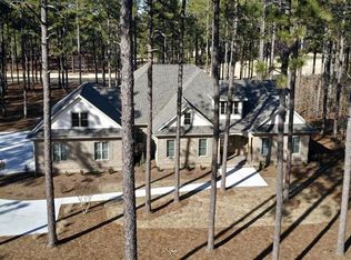 128 Chesterfield Dr, Pinehurst, NC 28374