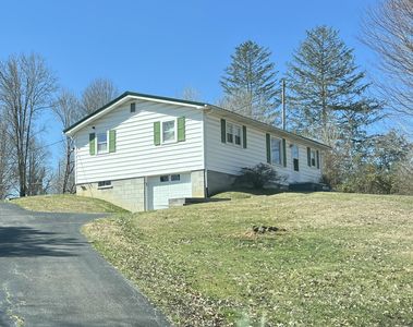 189 Kay Ln, Lily, KY, 40740