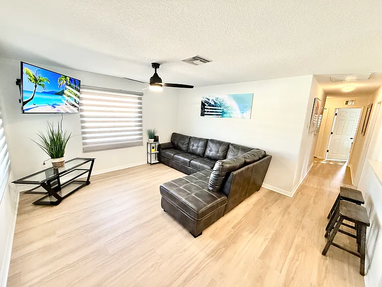 320 Browns Rd — Photo 31