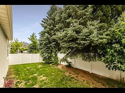 5613 S Justice Howe Ln — Photo 19