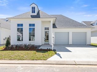 309 Harvest Creek Ln, Lafayette, LA 70508